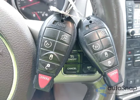 2011 Jeep Grand Cherokee Laredo из США, поврежденный, VIN 1J4RR4GT9BC511089